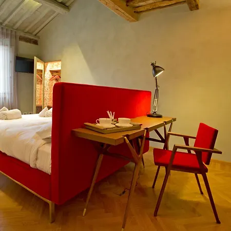 Nyaraló Casa Della Colonna, Luxury And Comfort In The Heart Of *