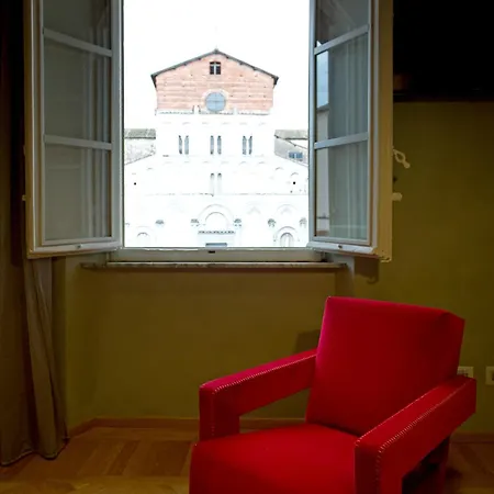 Casa Della Colonna, Luxury And Comfort In The Heart Of Lucca
